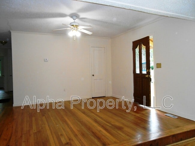 Photo - 31 Foxhall Rd