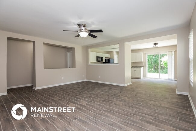 Photo - 4384 Stone Mountain Dr