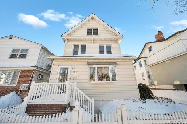 Photo - 14-19 115th St