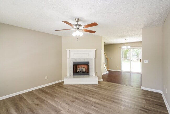 3525 Mt View Ridge Dr