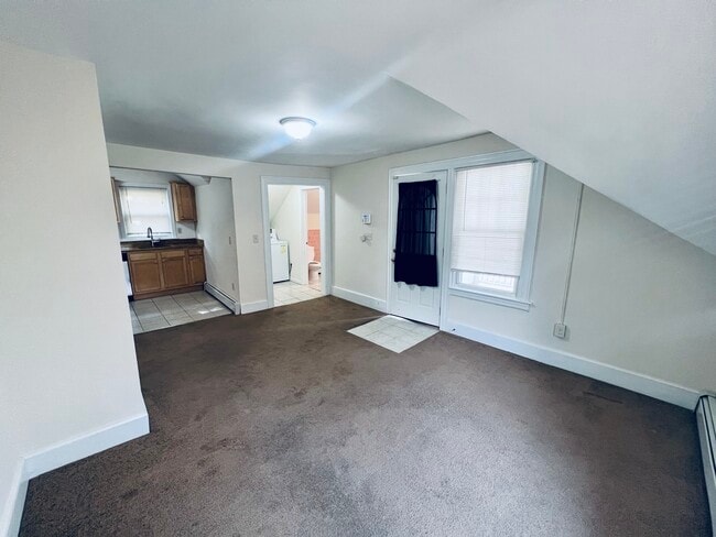 Photo - 71 Pembroke Ave Unit 2