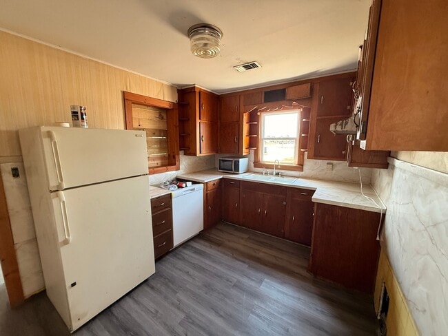 Photo - 4900 E Highland Dr