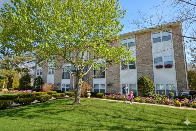 Building Photo - 102 Sandy Bay Terrace Unit 103