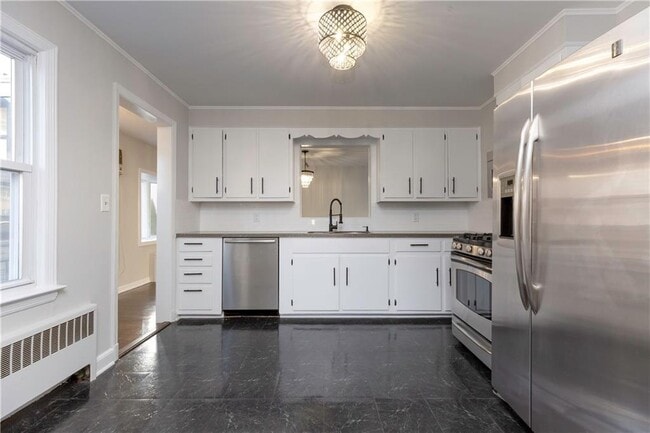 Photo - 110 Ellsworth Ave Townhome