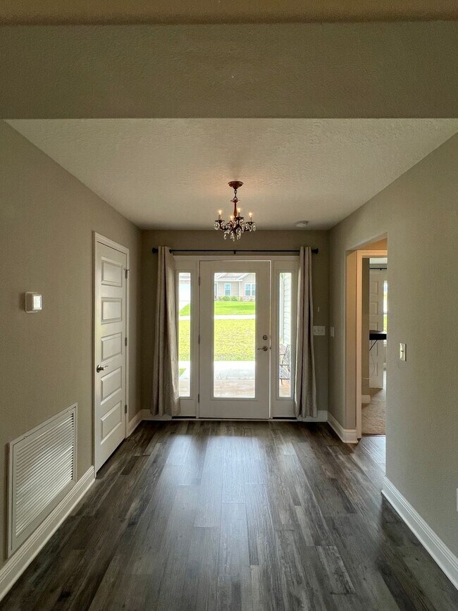 Photo - Executive Living