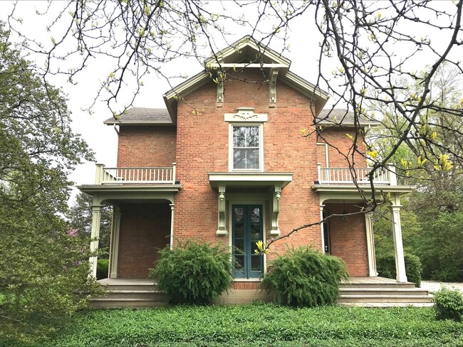 Photo - 1309 Oswego Rd House