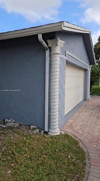 Photo - 7601 Kimberly Blvd