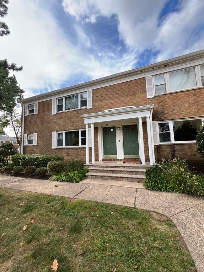 Photo - 192 Evergreen Rd Apartment Unit 10A