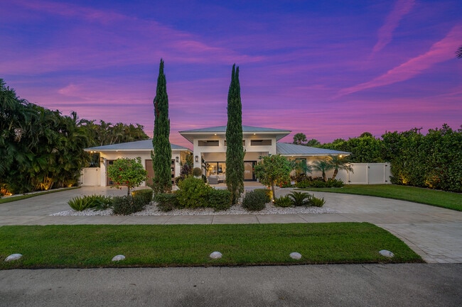 Photo - 1117 Lake Dr