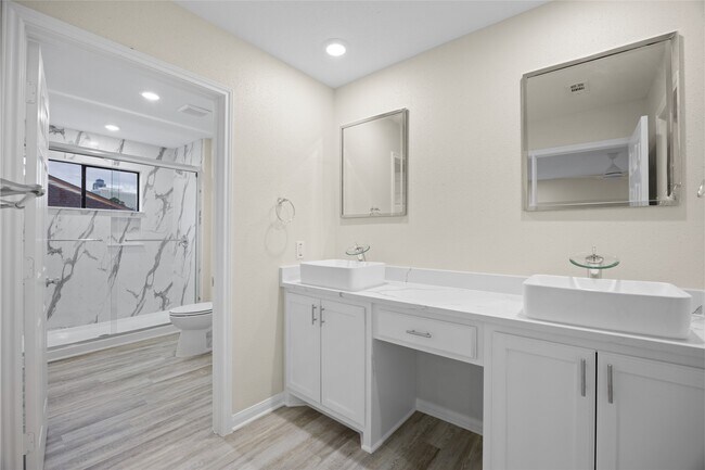 Photo - 2668 Bering Dr Unit 2668