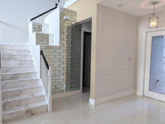 Photo - 16645 Germaine Dr