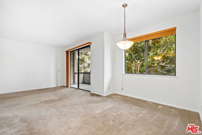 Photo - 306 Bora Bora Way Unit 114