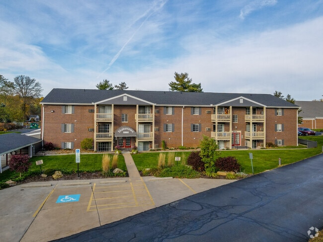 Photo - Shakertown Apartments