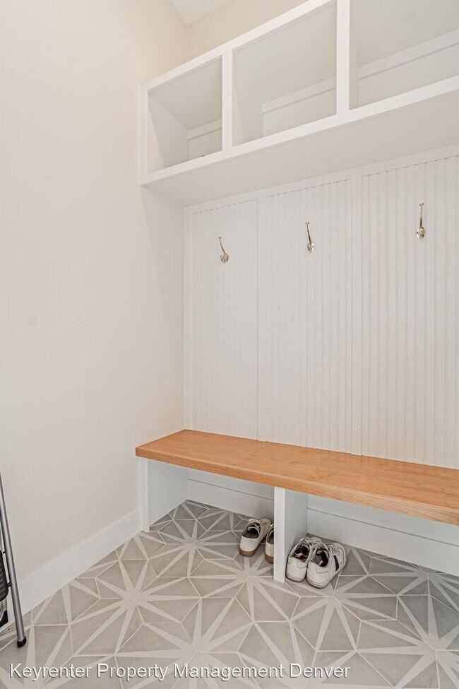 Photo - 4 br, 3.5 bath House - 2570 South Cherokee...