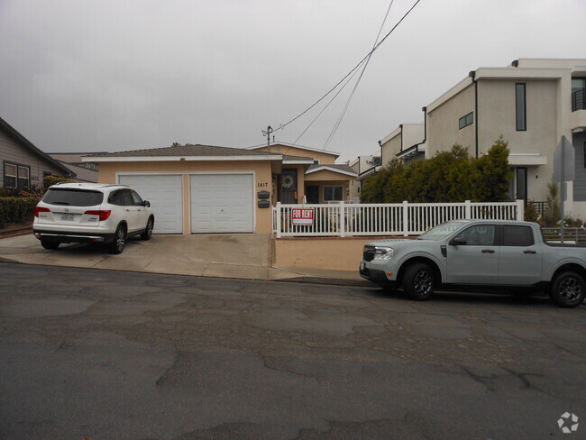 Building Photo - 1417 15th St Unit Rear House