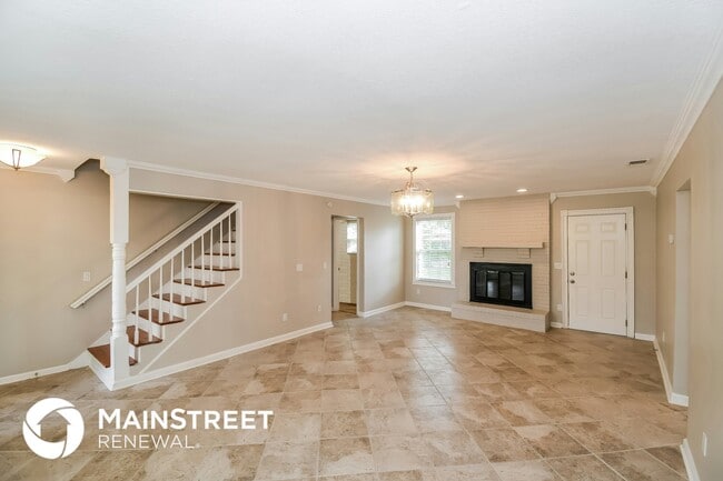 Photo - 10585 Castlebrook Dr