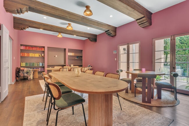 Photo - 624 Hilgard Ave