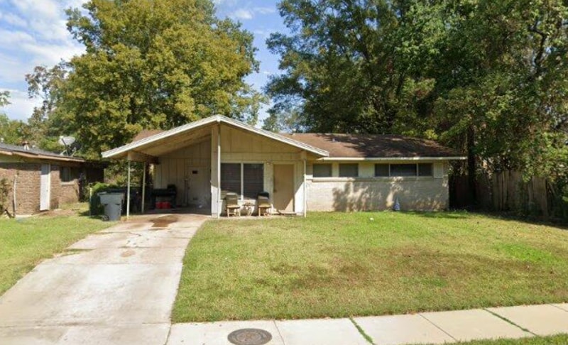 Photo - 941 Windsor Dr