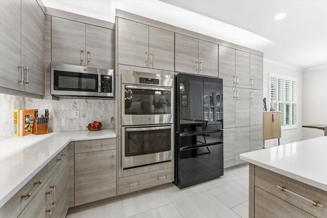 Photo - 15398 Sandy Beach Terrace