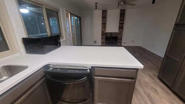 Photo - 7052 Westchester Way