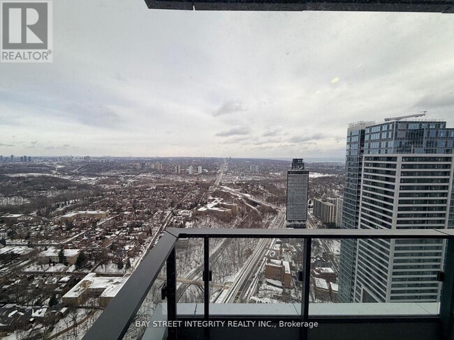 Photo - 395 Bloor St E Unit 4808