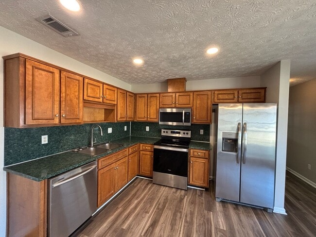 Photo - Keys to Happiness – Unlock Your New Home.