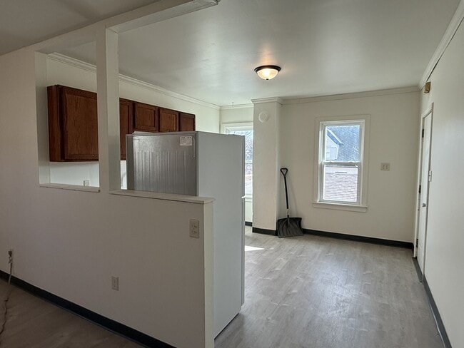 Photo - 1003 Ontario Ave