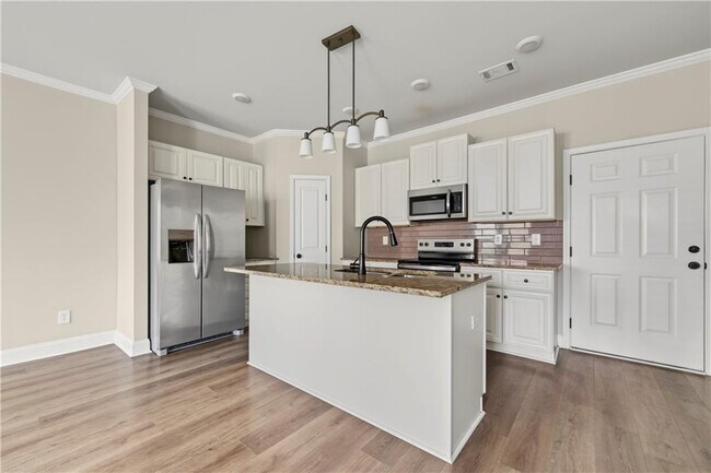 4215 Fulson Ct