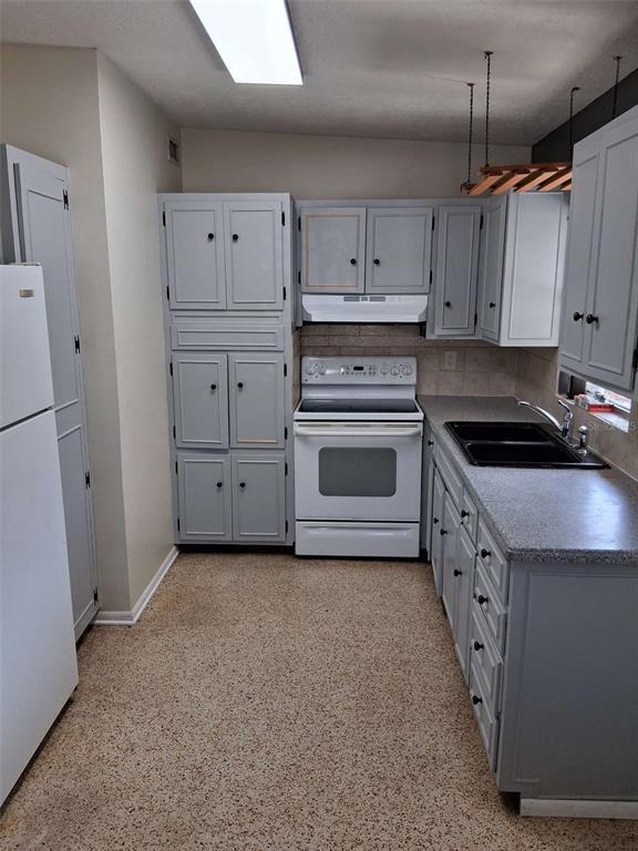 Photo - 3512 32nd St W