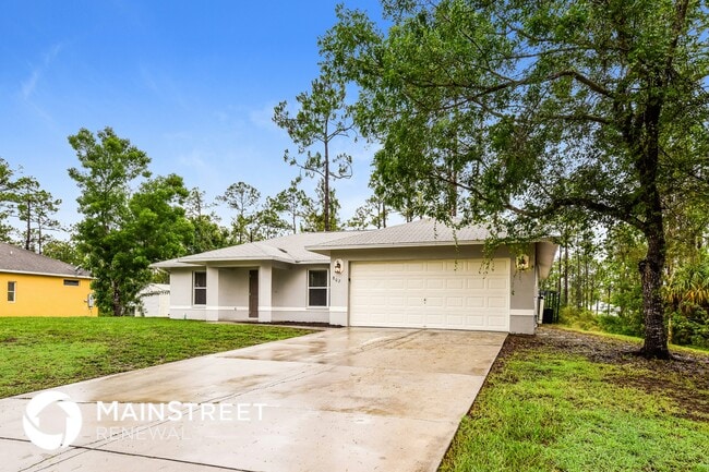 Photo - 802 W 11th St