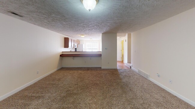 Photo - 7112 Country Club Dr