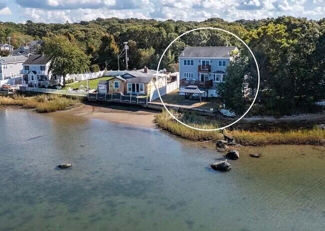 Photo - 22 Cove St