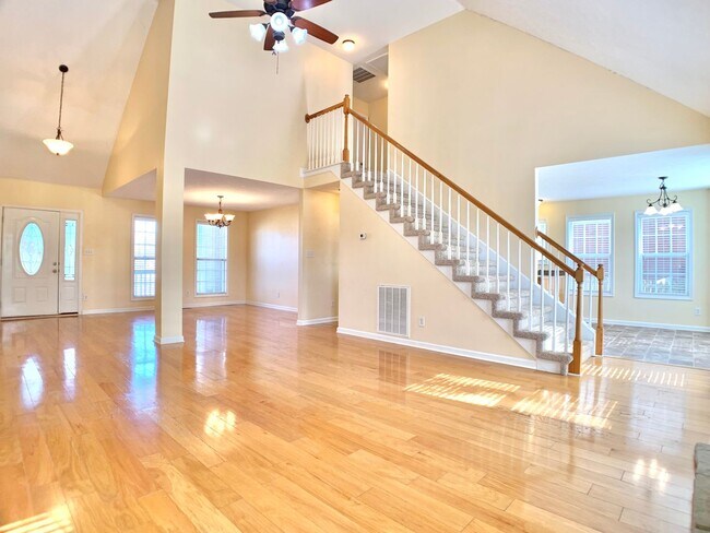 Photo - 800 Karmaflux Way