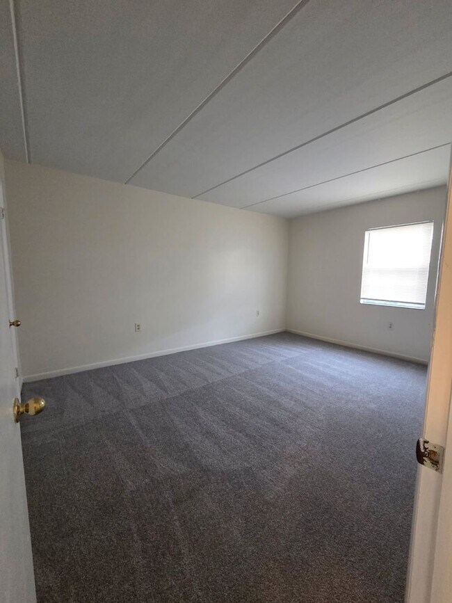 Photo - Charming 2- Bedroom 1-bath unit at Habana ...