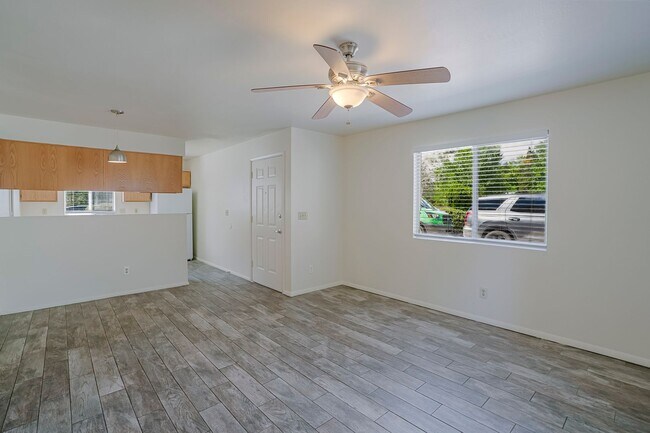 Photo - 875 Gail Gardner Way Unit A