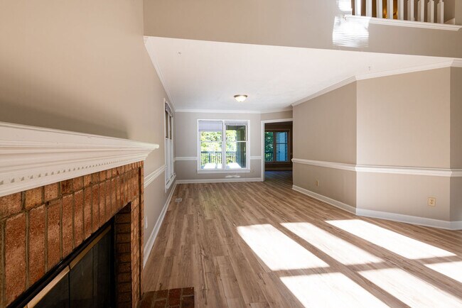 Photo - 5500 Fortunes Ridge Dr