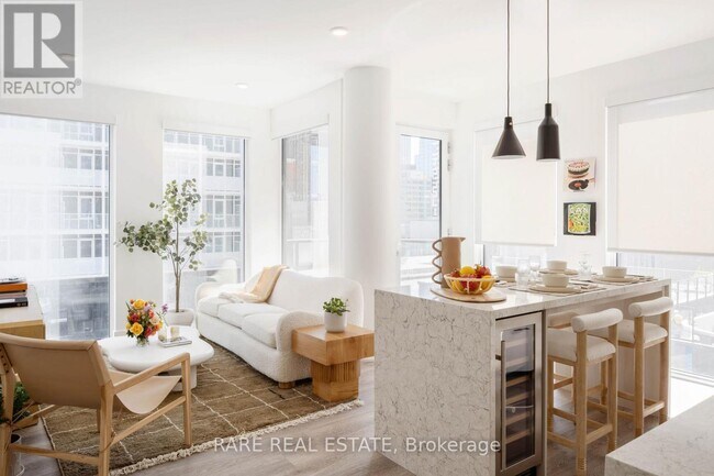 Photo - 30 Mutual St Unit 1804