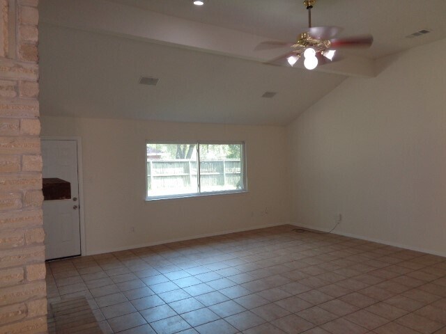 Photo - 19602 Southaven Dr