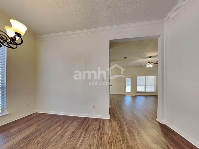 Photo - 532 N Parks Dr