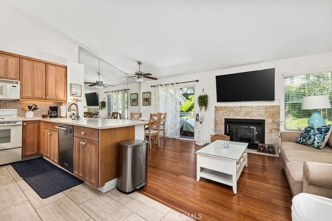 13 Campton Pl