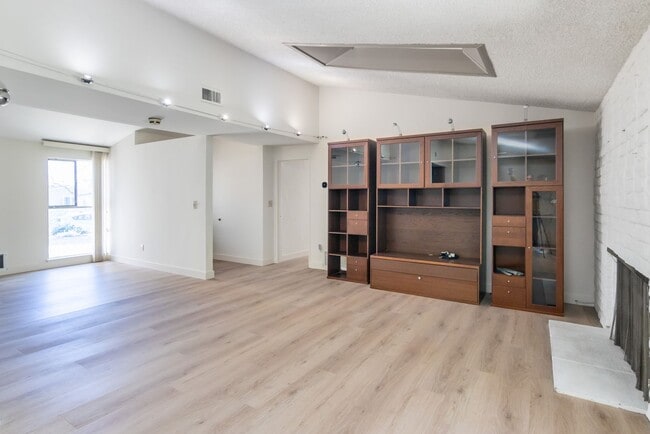 Photo - 9635 Gerald Ave