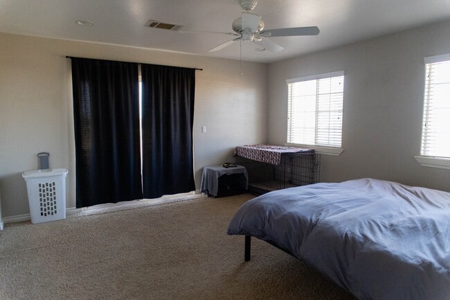 Dormitorio principal - 12072 Pacific Rd