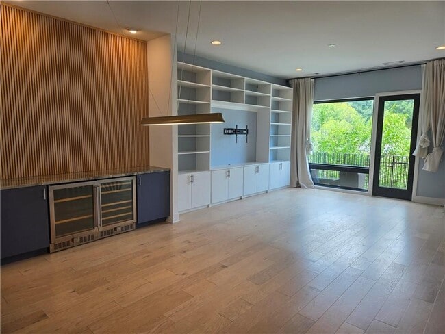 Photo - 1307 Glenwood Ave SE