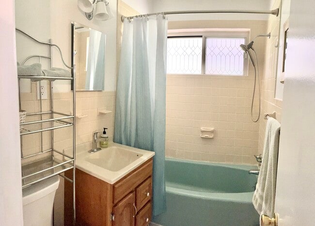 Photo - 221 Mill Rd Unit The Buoy