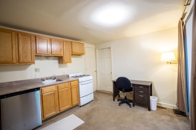 Photo - 113 Comstock Pl Unit Comstock 113.5