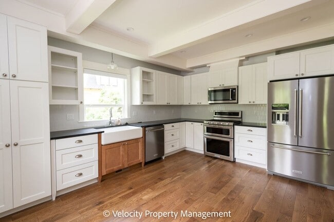 Photo - Beautiful Home Across the Street from Drak...