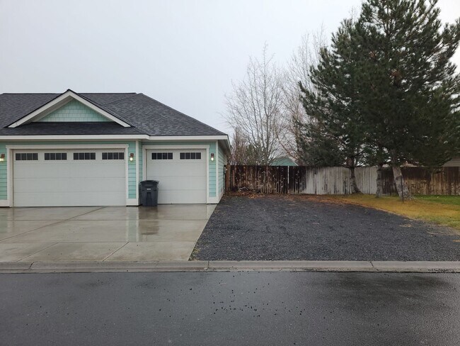 Photo - House in Ephrata