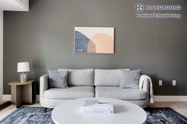 Photo - 350 Sharon Park Dr Unidad FL3-ID1410