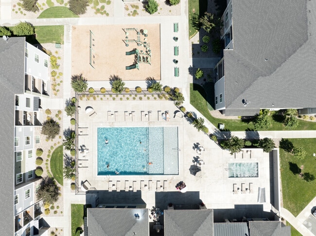 Pool / Playground