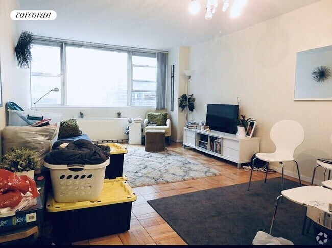 Building Photo - 200 E 58th St Rental